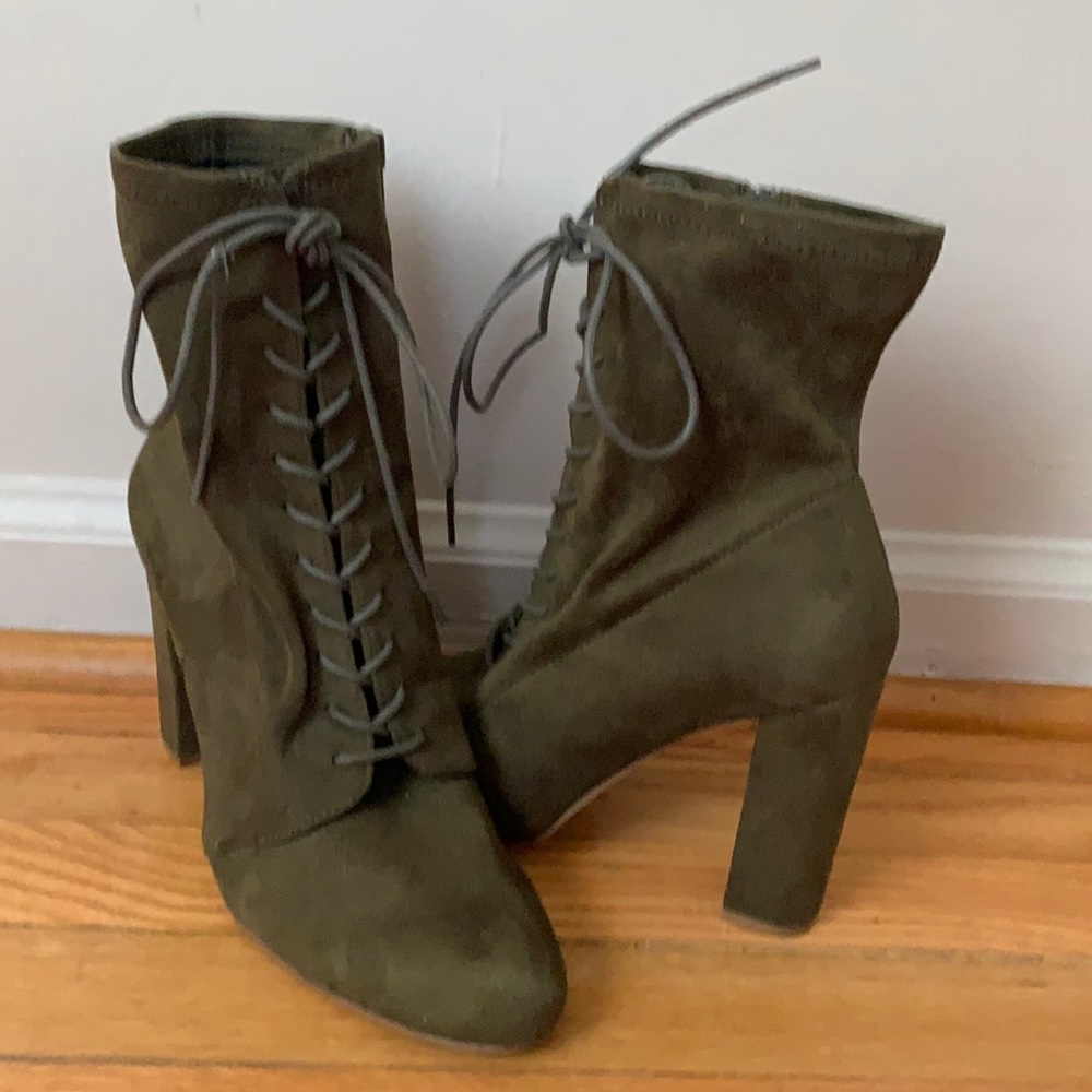 Steve Madden boots